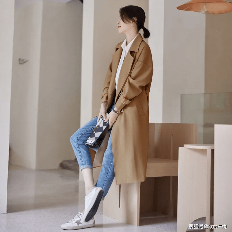 下装 女生秋日“叠穿”有层次，优雅知性