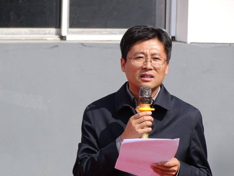 灵丘县东河南镇召开最美乡村人物表彰会