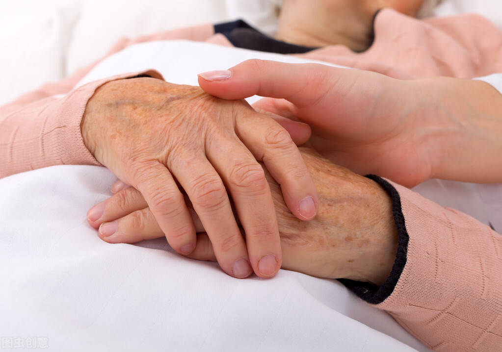 先调|睡得早半夜醒，脾胃不和湿邪重，先调后补是关键