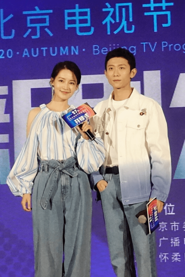 骨子里 张一山穿得挺有少年感，可依旧藏不住骨子里的“硬汉”样，真帅