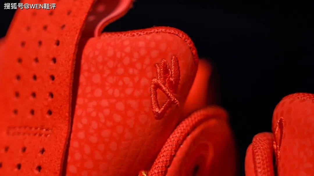 旗舰 黔驴技穷？连旗舰都不上心的AJ36有啥亮点？