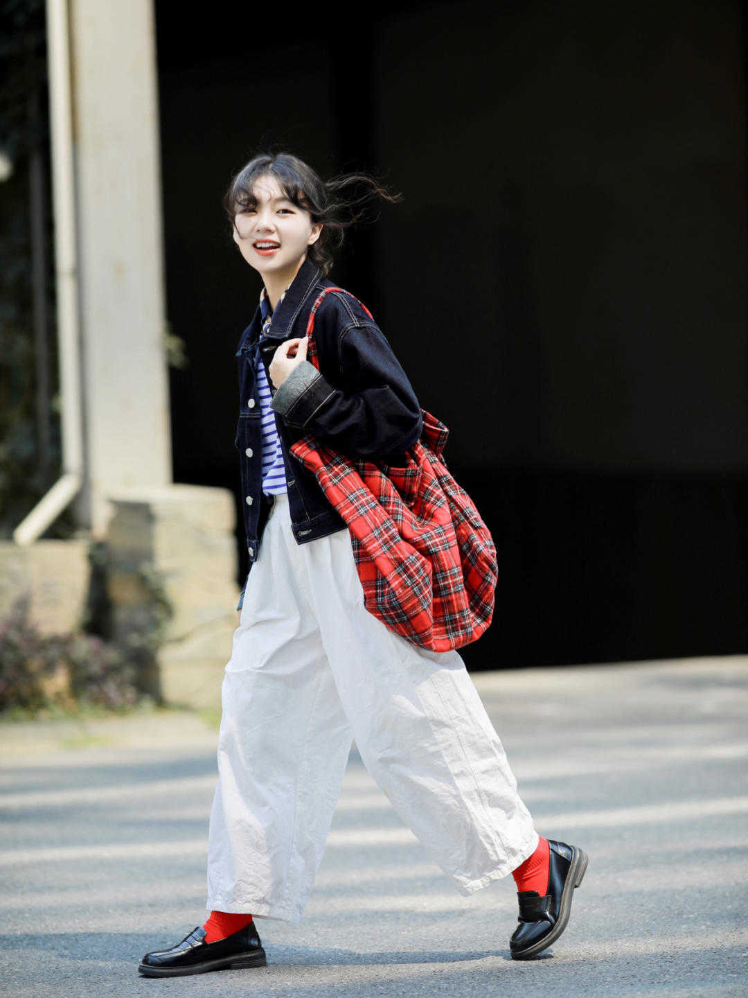 休闲风 牛仔外套怎么穿不撞衫?来学这4种搭配公式照着穿,美翻整个秋天