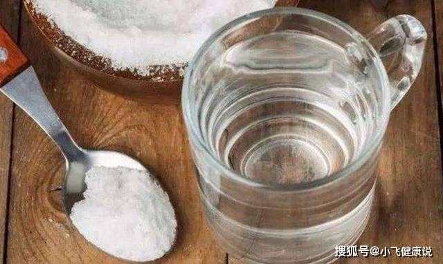 生物钟|晨起后经常有几种习惯的人,非但没有养生作用,还会越来越胖