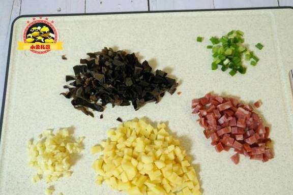 做法|天冷了，这早餐多做给孩子吃，酸爽开胃又营养，一碗下肚，超满足