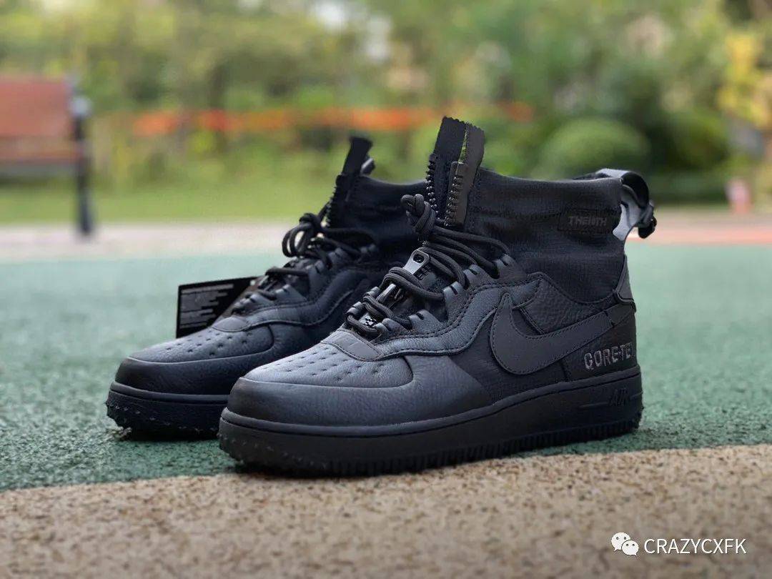 防水 耐克黑橙联名 Air Force 1 WTR GORE-TEX 空军一号高帮机能防水运动鞋