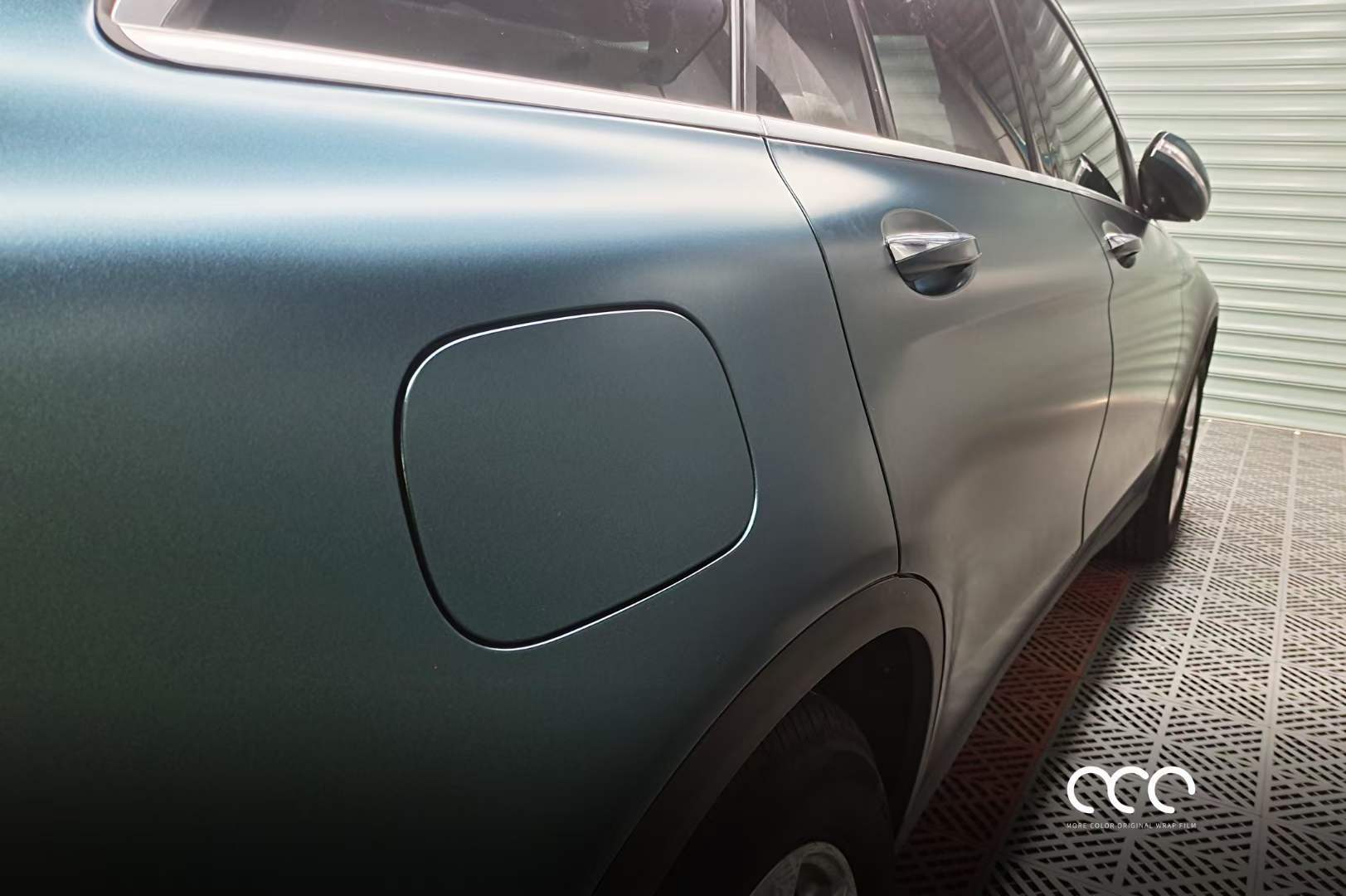 奔驰全车漫彩改色膜电光金属墨绿