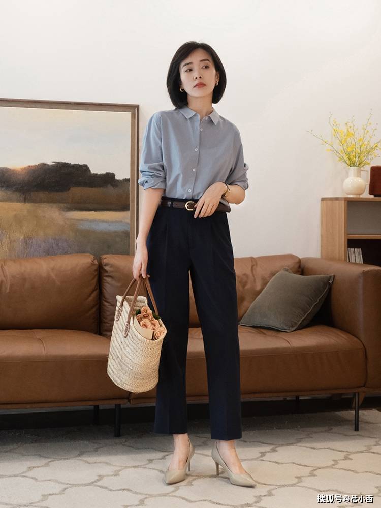 首选 职场女性多备“衬衫”，搭配阔腿裤、九分裤、半身裙，时髦又优雅