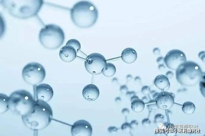 产品水光只能补水？其实功效远比你想象的还要多！