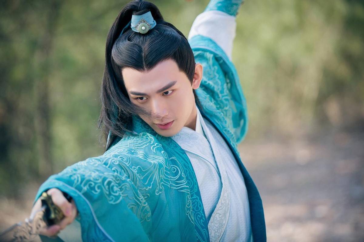 品格|《沉香如屑》刚杀青，成毅喜迎都市大剧，三大女神齐聚耀眼十足