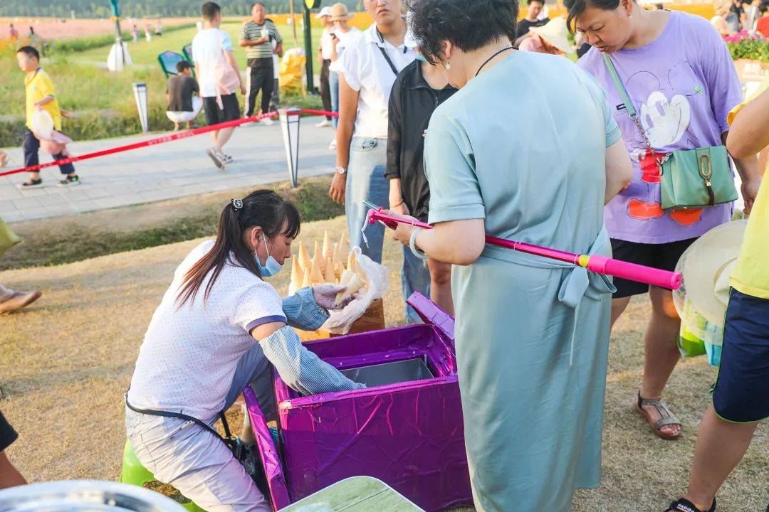 老总地摊_地摊