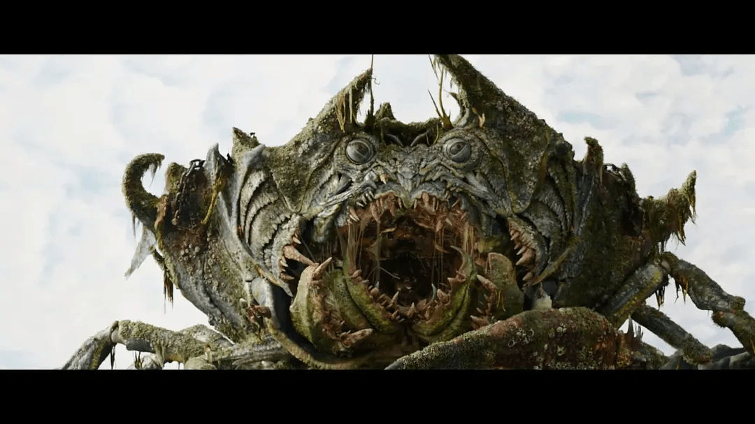 最让人惊喜的怪物电影,杂糅了灾难片,怪兽片,青春片的各种元素