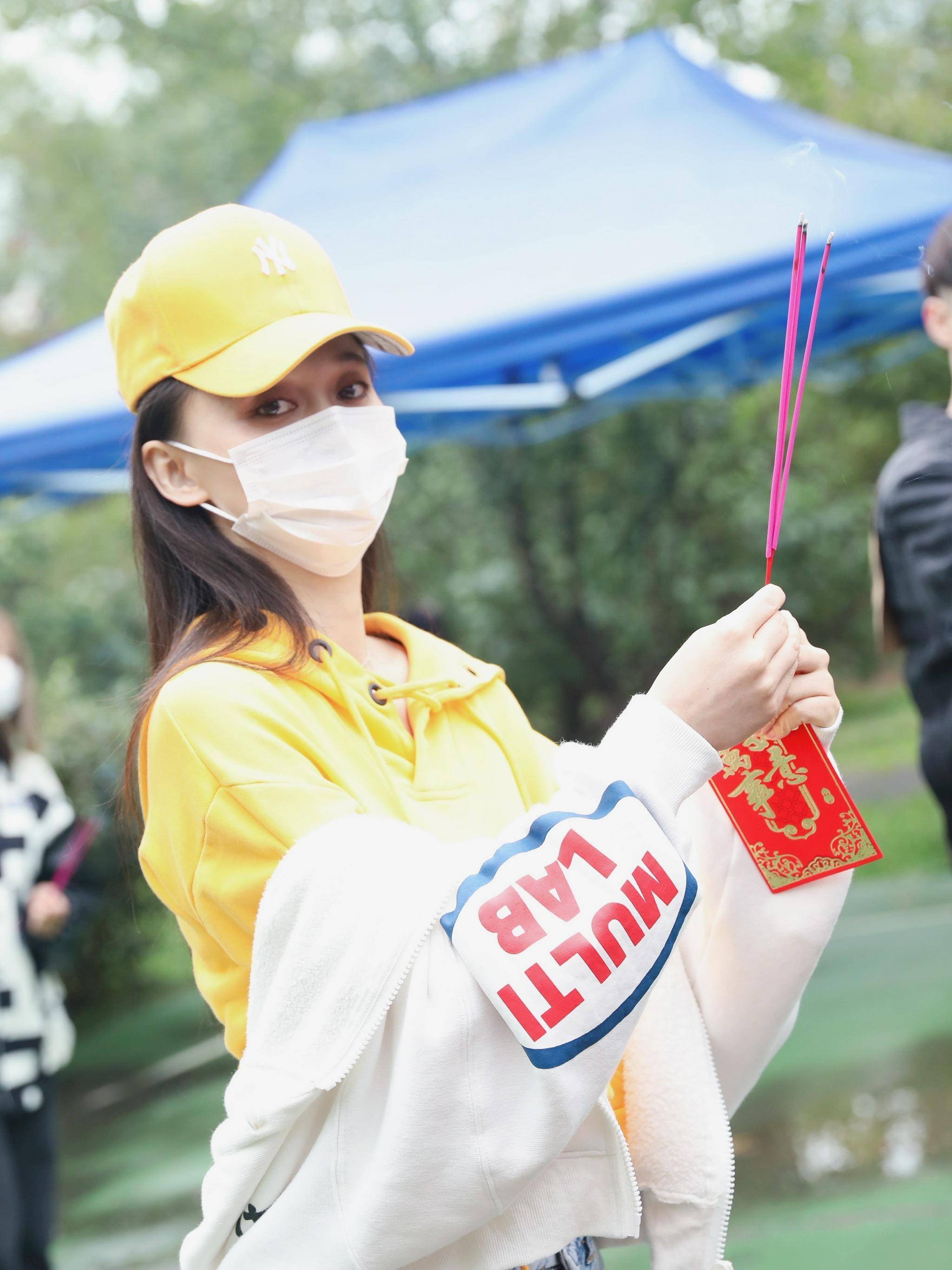 都市甜宠剧《落魄千金》北京开机 陈卓一反清新尝试心机名媛