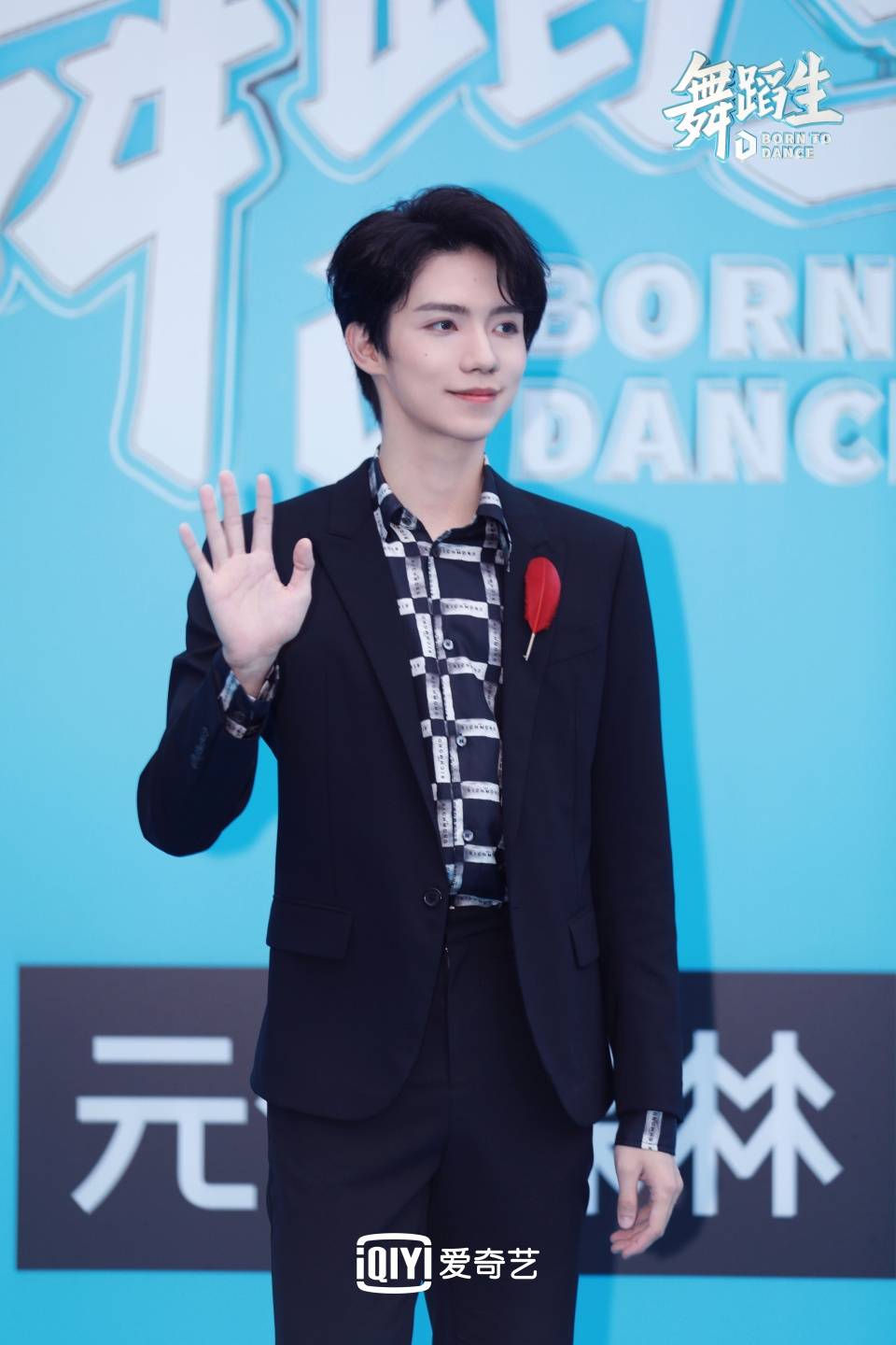 西西|《舞蹈生》首映会短片即将上映 佟丽娅观影频频感动落泪