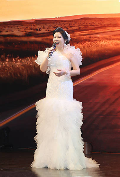 观众|我爱你中国 海之花·潘幽燕音乐会 获得圆满成功