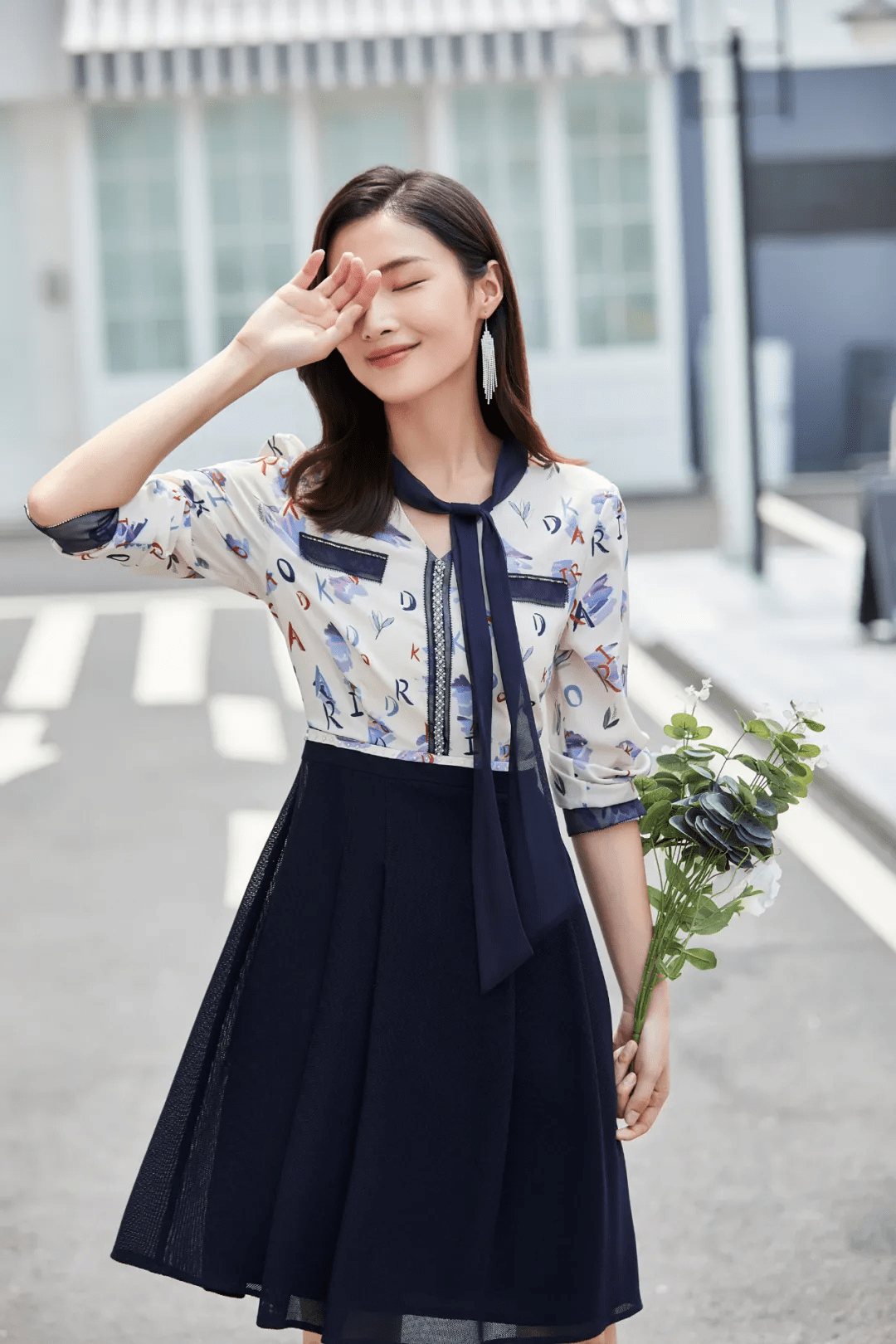 织带 适合秋天穿的裙子，穿上巨仙、巨有气质