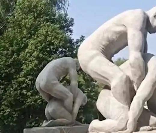江苏宿迁一文化风情园现裸体雕塑，回应：一般是老年人不能理解