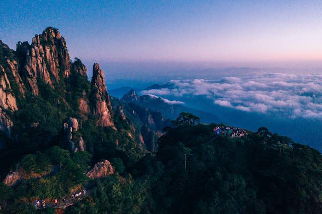 日月星辰|东海岸VS西海岸，十月金秋，三清山之巅看一场大自然的光影秀