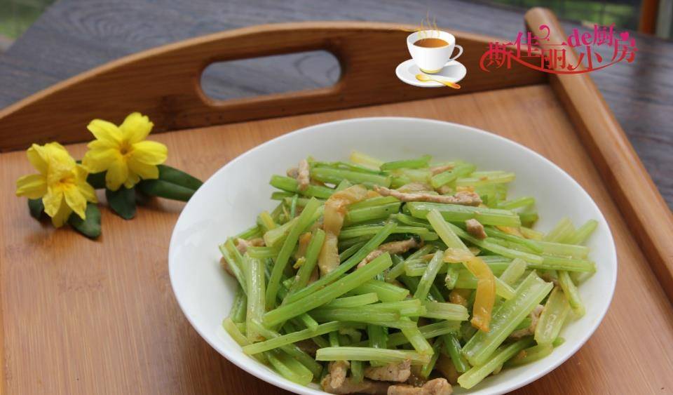 干豆角丝怎么做才好吃 4071767e6e234fde8fdf616e5013a35b.jpeg