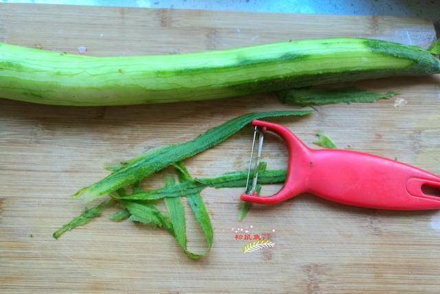 丝瓜配什么可以祛湿气 4d2e06bc41044450a674e074ba316001.jpeg