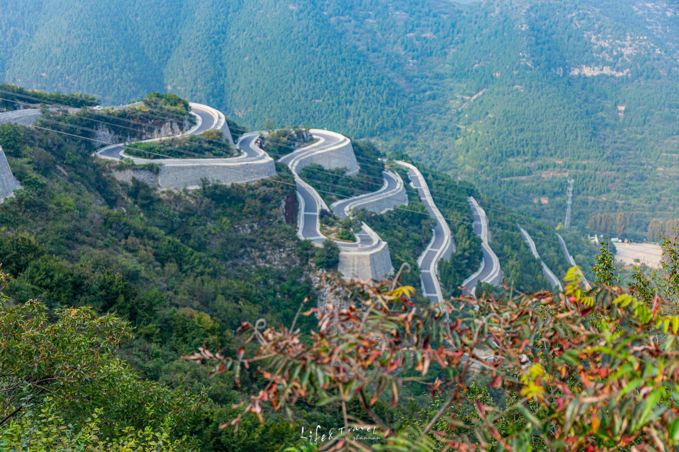 潍坊的"鲁中川藏线",最美火爆的齐鲁天路,自驾游赏秋好时节