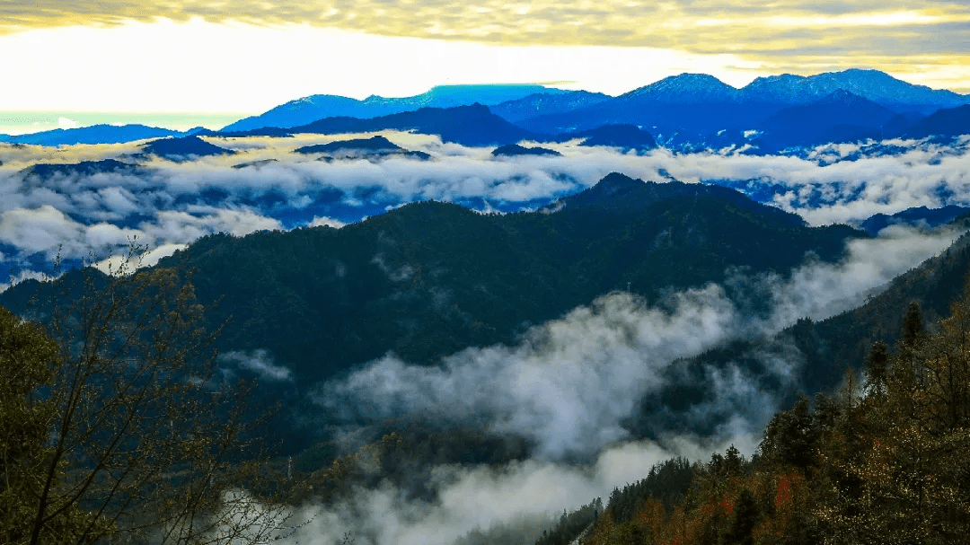 跟我走吧 一起去点亮瓦屋山最神秘的星空 云雾 新闻时间