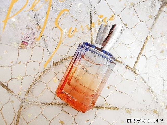 冰希梨 告别街香,冰希黎雪松葡萄柚,收获属于你的香气