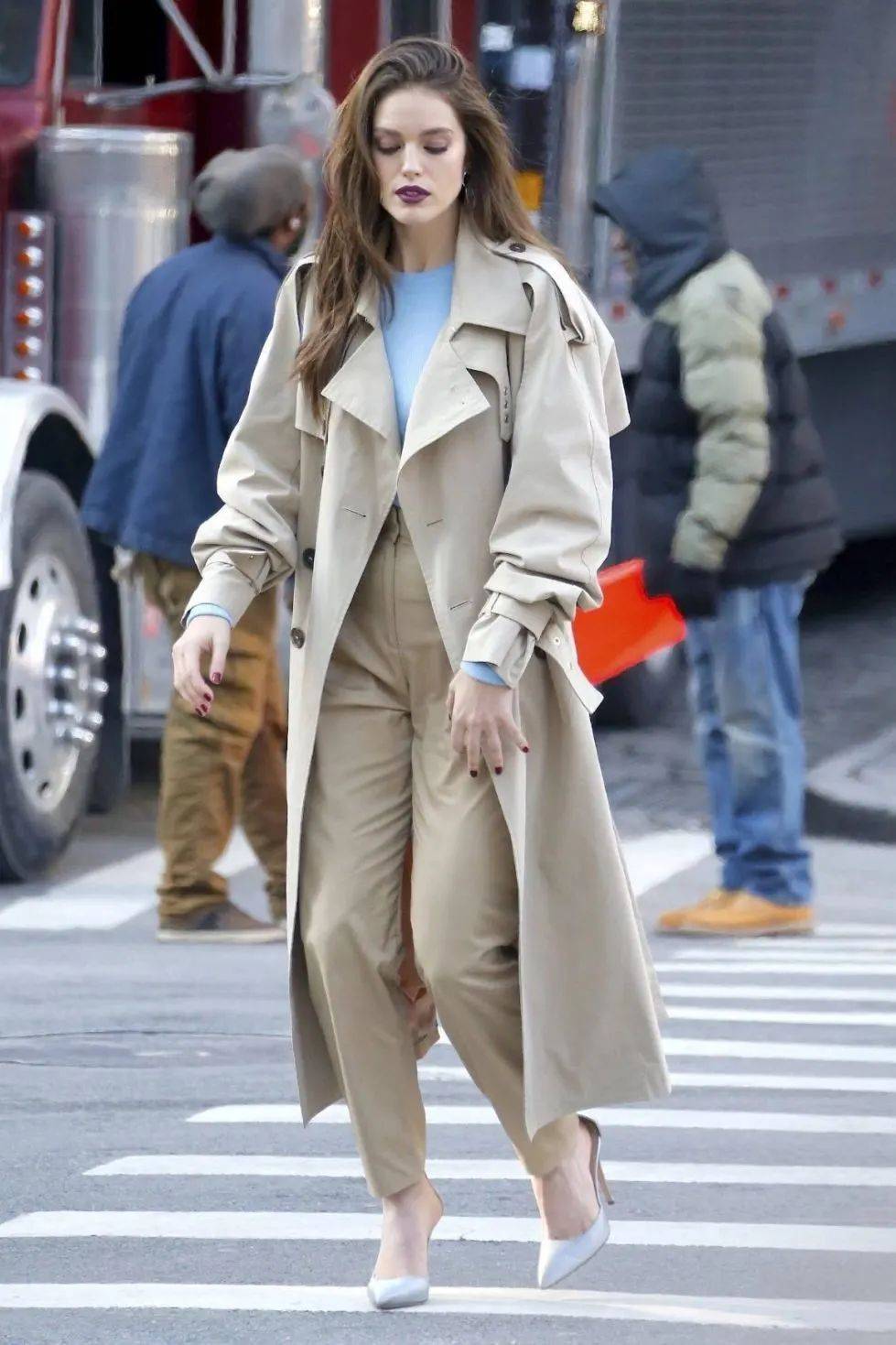 设计 穿10年也不过时的经典风衣，推荐你选这件！