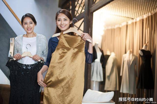 服装 秋装如此挑选，轻松超越同龄人，时尚大气还舒适