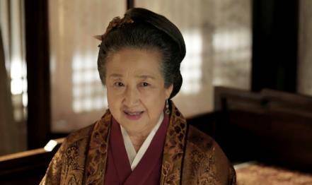 原创知否:明兰为什么会为了长柏和华兰的孩子向王家老太太妥协?