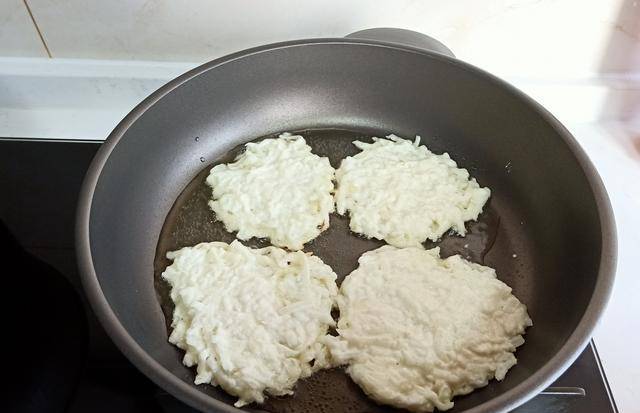 红薯|这位妈妈红遍了朋友圈，天天为家人做营养早餐，网友：幸福一家子