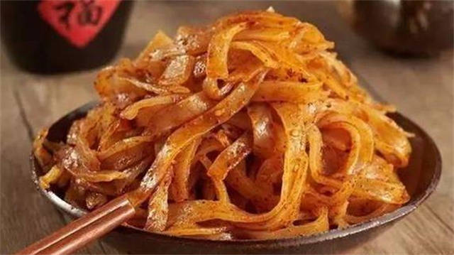 没有筷子怎么吃擀面皮