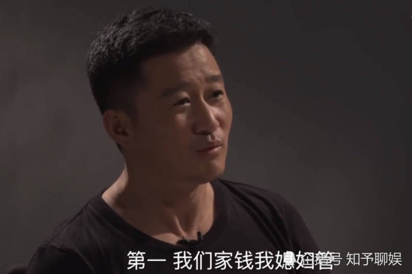 进行|吳京不管自己的电影能挣多少钱，但却会心疼道具快被吃完了？