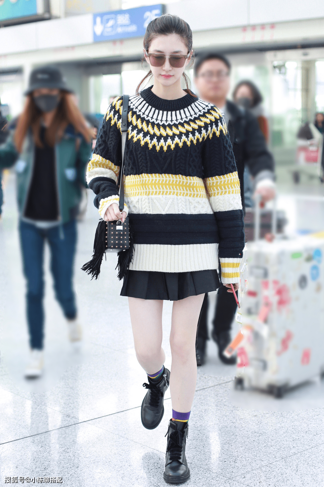 细节 今年马丁靴又火了！我告诉你如何选它，搭配它，照着学就对了！