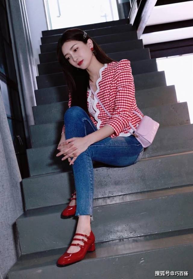 显得 江疏影私服不翻车！简单款也能气质范儿，真的太强了