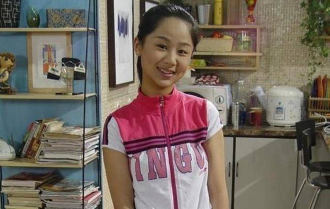 夏雪|杨紫晒库存自拍照，不受《余生》延期的影响：出名很早，未来很长2