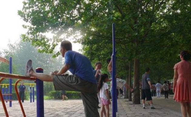 人体|晨起时的4大“短命”习惯,若你都没有,恭喜,可能跟长寿有缘!