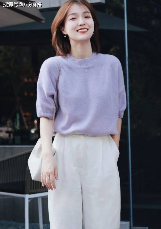 高跟鞋 穿啥小黑裤,今年“小白裤”才受宠,时髦百搭不挑人,咋穿都洋气