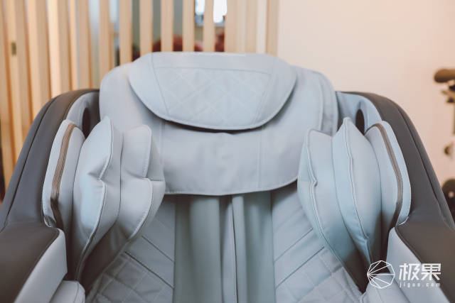 腰部|伏案工作者的福音！74组气囊+仿生机械手，在家私享全身“马杀鸡”