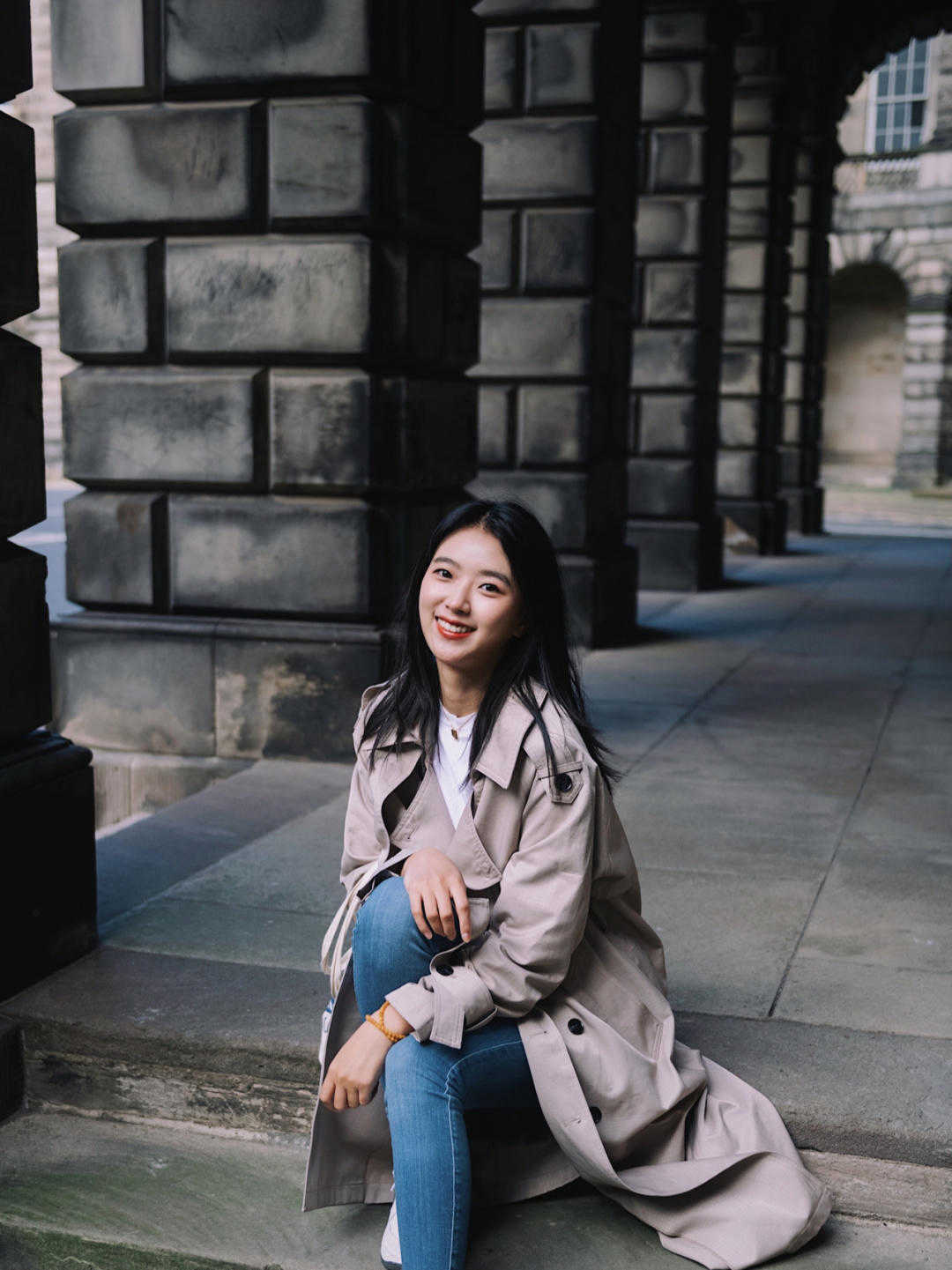 风衣 秋冬买大衣，选这3款更高级洋气，显白衬肤提气质，特别好看