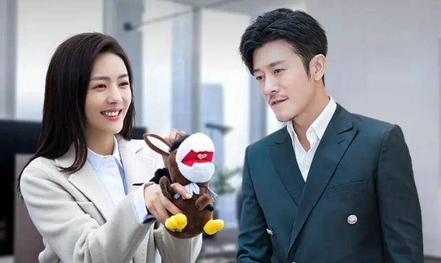 职场|播出12天拿下8个收视第一，网友评：作为一部轻喜剧，它算成功的