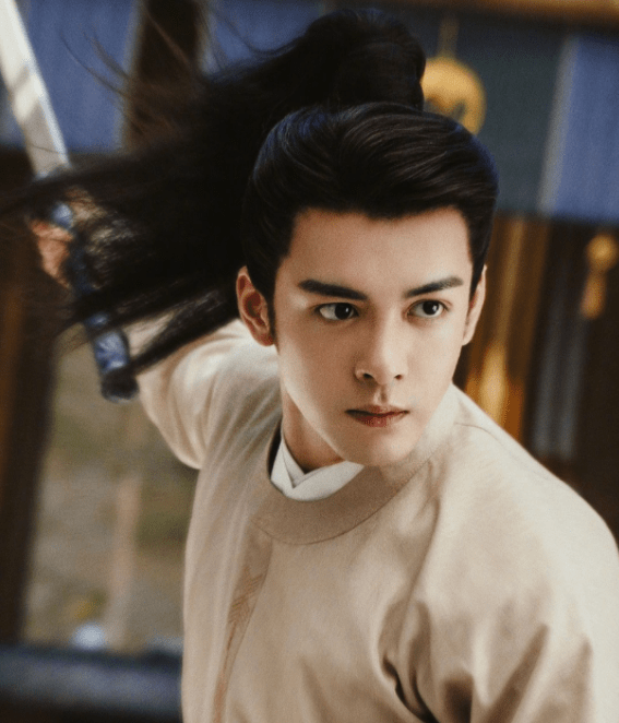 角色|嘉南传：开播登三个热搜，鞠婧祎演的姜保宁好虎，退婚好拼，上头