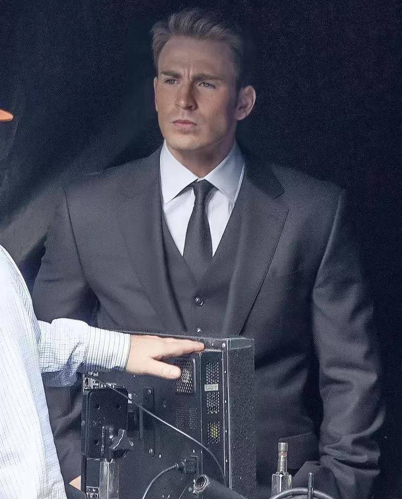 Cohen|美队和丁日前女友被曝恋爱？傻脸娜的超级英雄会是他吗？