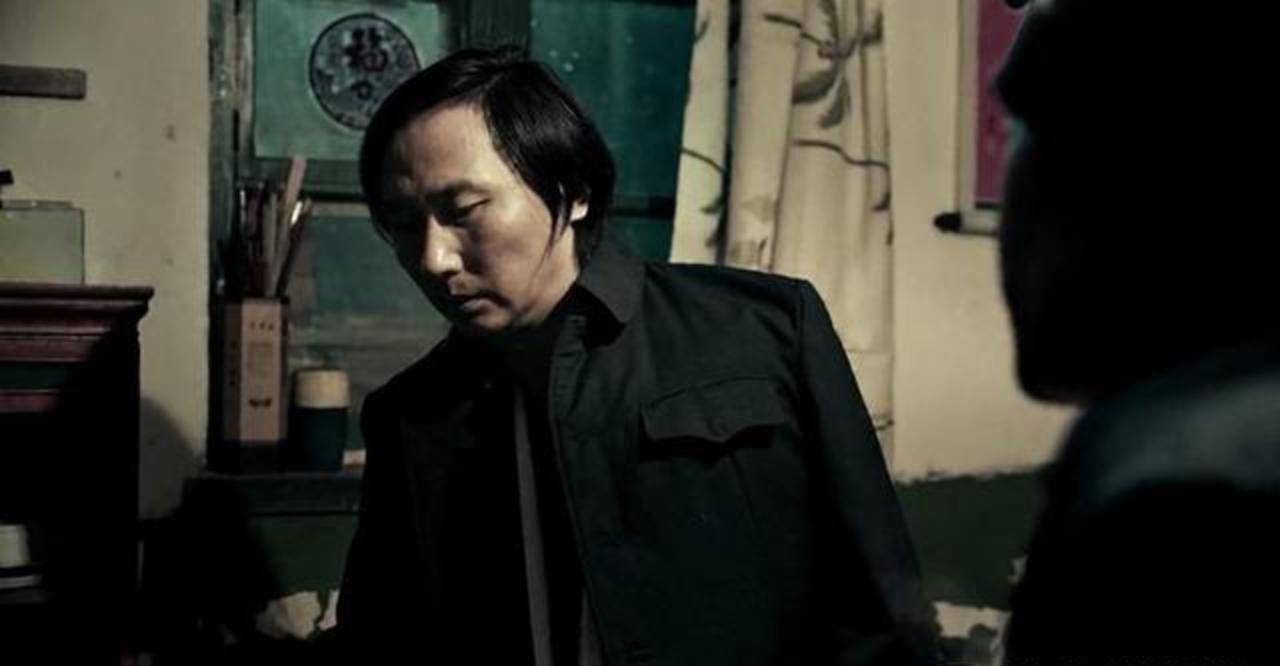 丁永利|《双探》尝试拼接案件原貌，范晓媛只是观众追剧的诱饵：悬崖挂壁