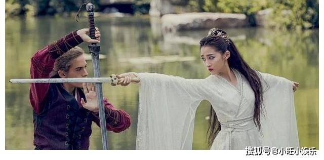 缘起|一上映就被《长津湖》碾压，这部3.8分新片终究沦为扑街之作