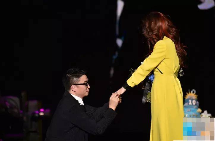 张靓颖的婚姻状态 f7eac0f9c20345e9b2d471d7a44d3628.jpeg