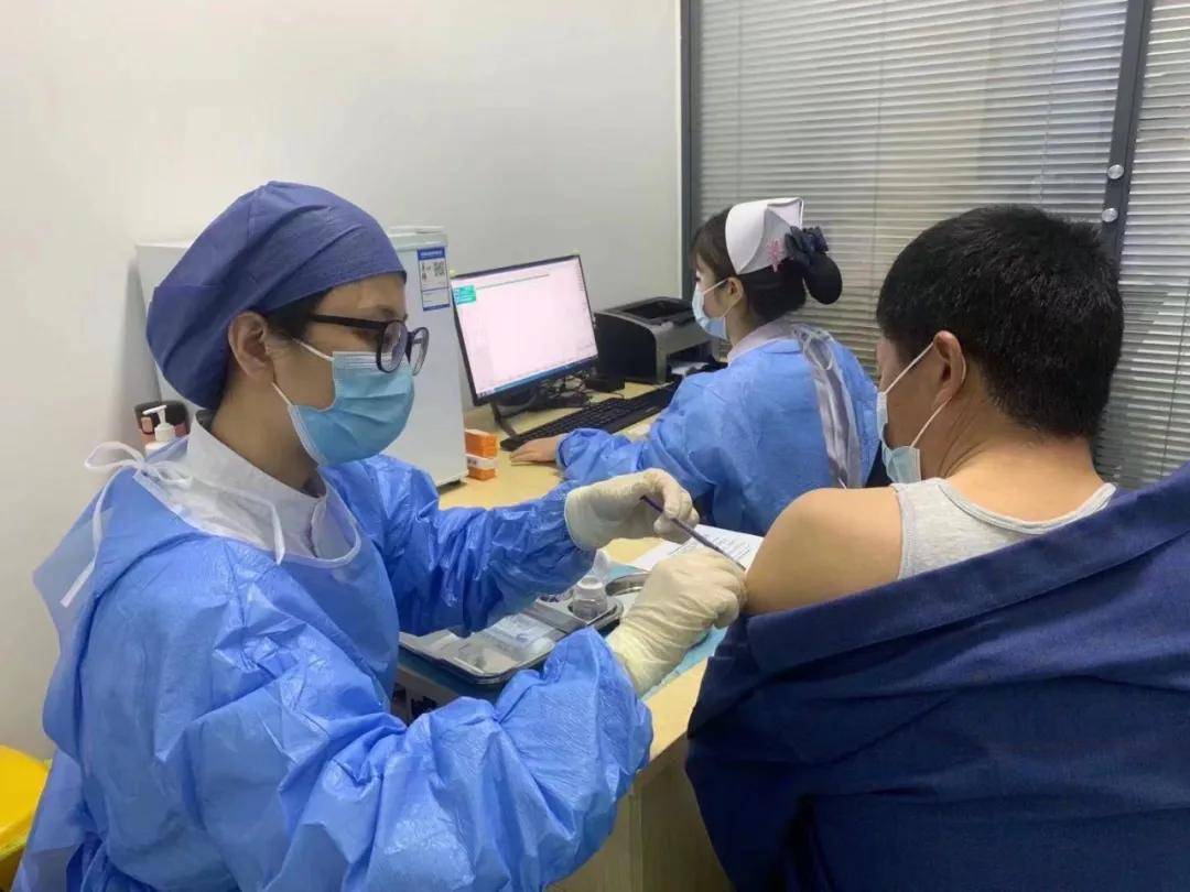 免疫|加强针免费开打！这些事你得知道……