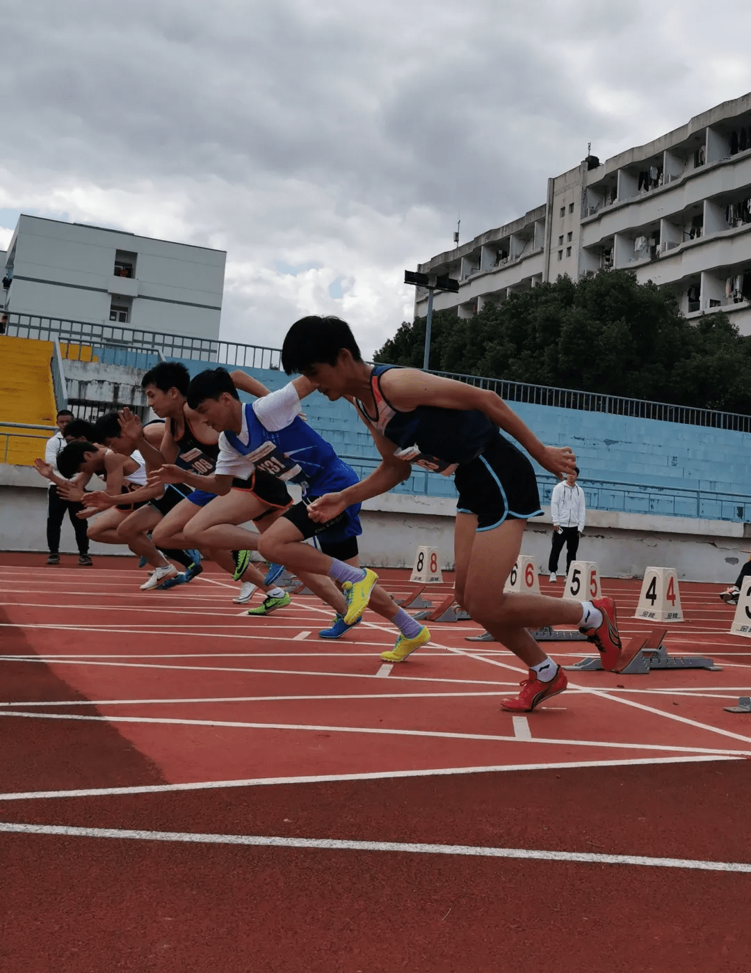 苏州市彩香中学图片