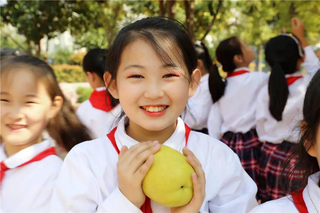 昆吾|木瓜情深 感恩莫忘丨濮阳市昆吾小学举行第三届“木瓜”主题文化活动