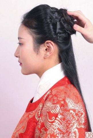 假发明代造型：贵夫人堆砌盘发造型