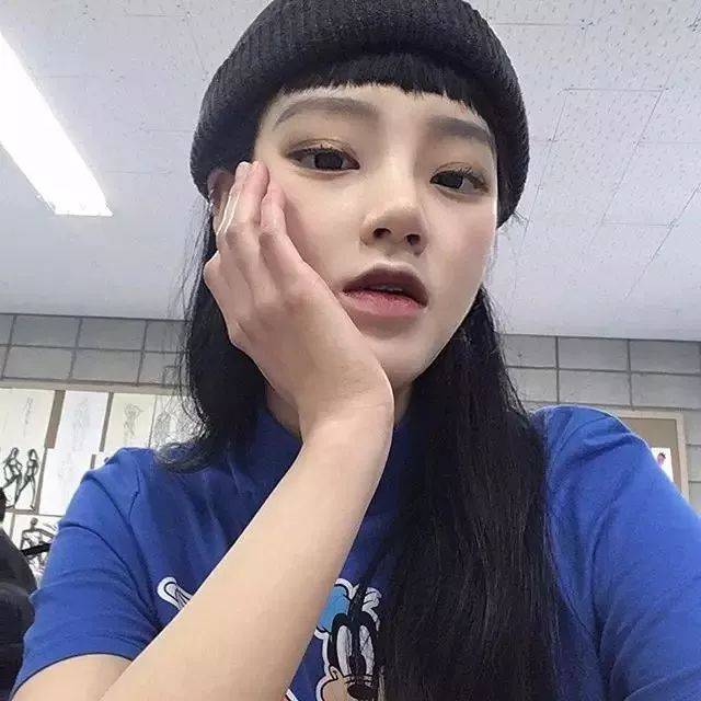 发型八款超受欢迎的刘海来了！